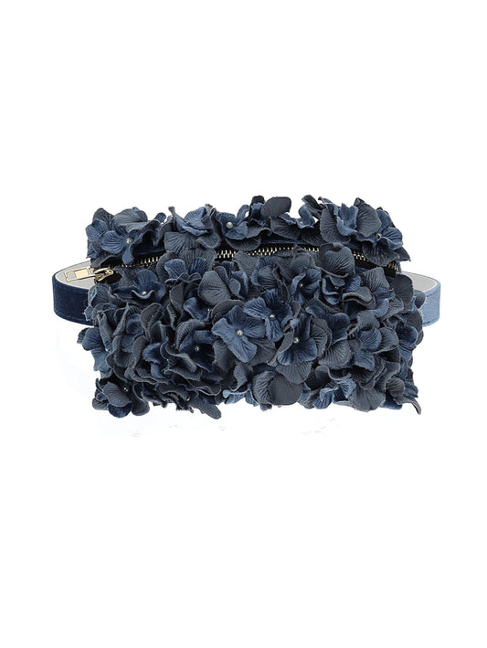 Flower pouch