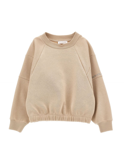 Closed sweatshirt