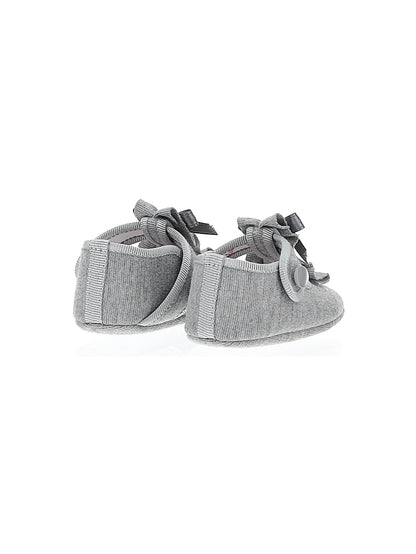 Milanese stitch foot cover with ruffles