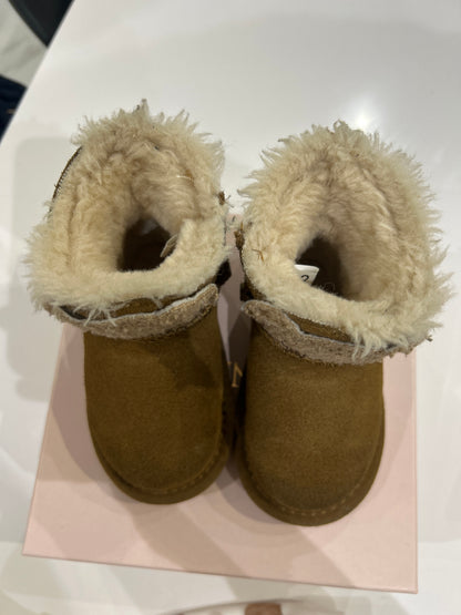 Crust boots with teddy bear