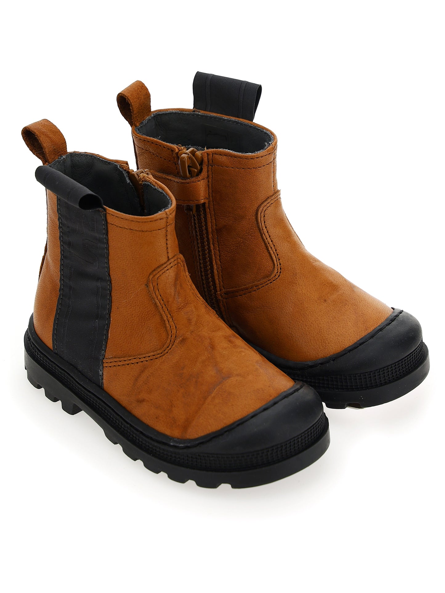 Men's ankle boot in aged leather