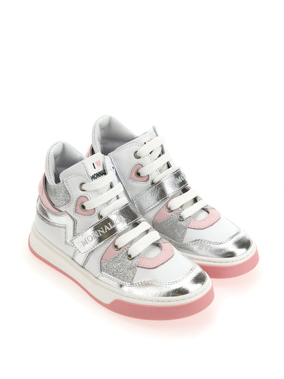 Chunky sneakers