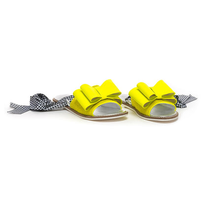 Fluorescent gingham slipper